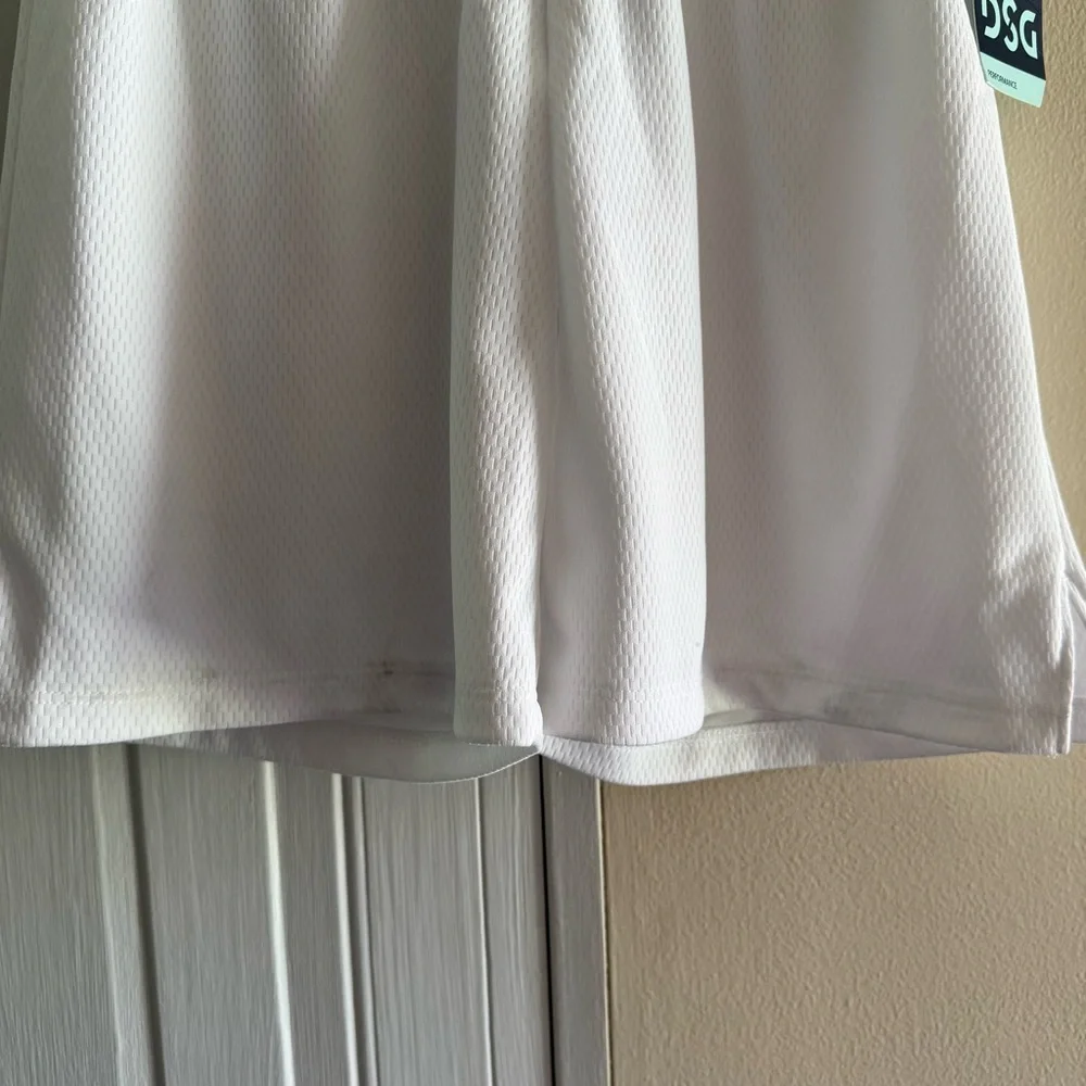 White DSG Girls‎ Athletic Shorts Medium 10-12 New with tag Basketball shorts